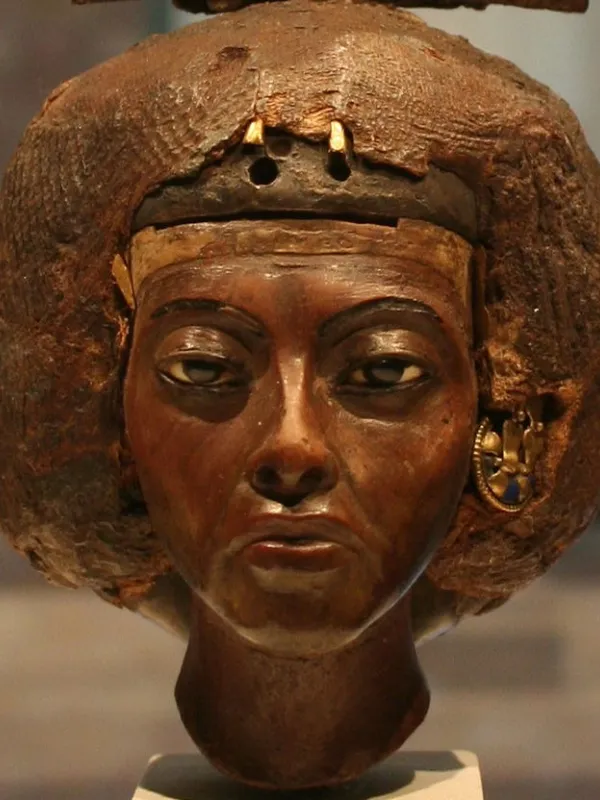 Bust of Queen Tiyi